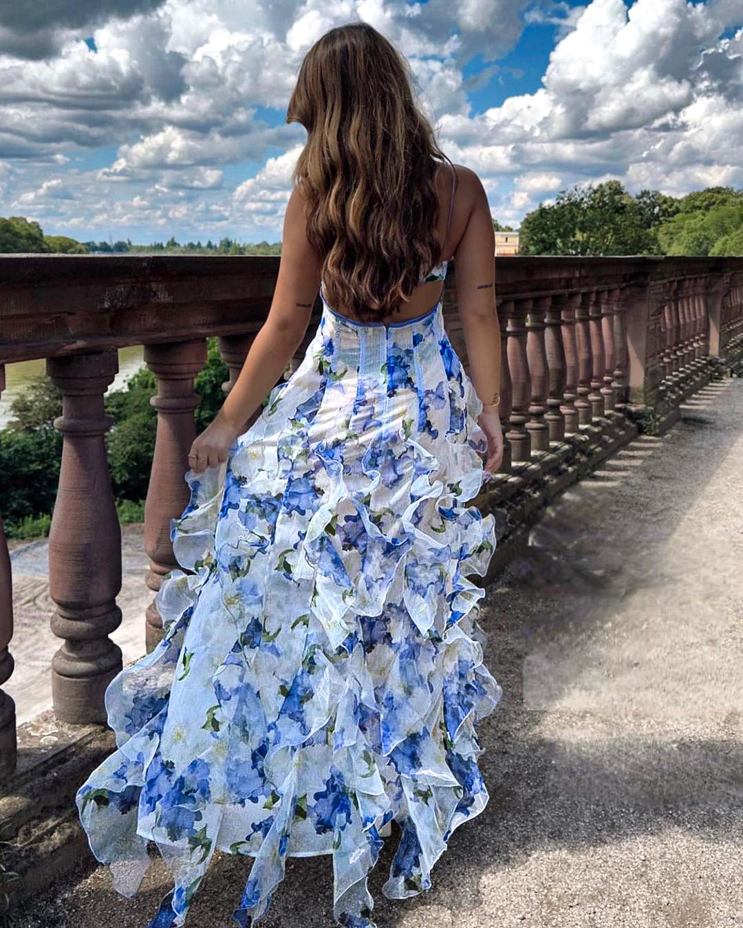 Uri | Midi-Kleid mit Blumenmuster und Rüschen