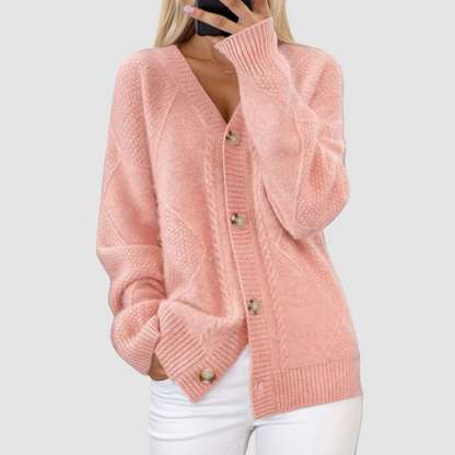 Maggie | Premium Cardigan mit Knopfleiste