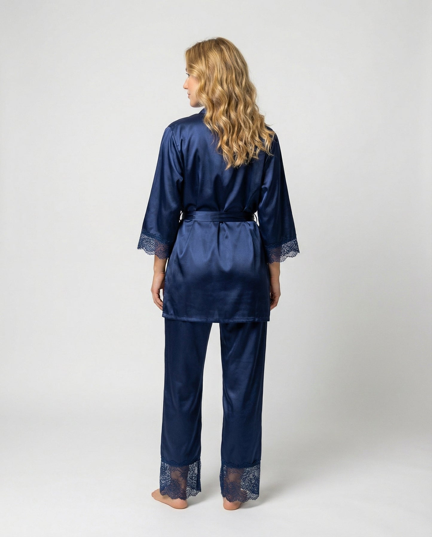 Kerstin | Luxuriöses Seidenpyjama-Set mit Kimono
