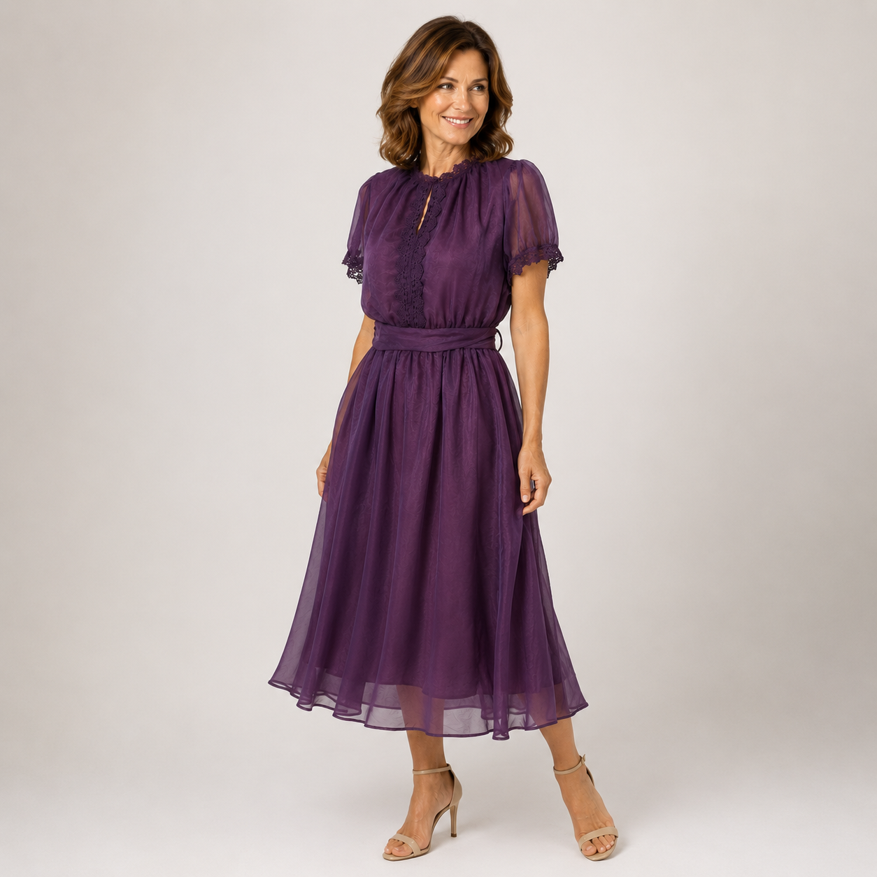Flavia | Maxi Kleid mit Tropfenausschnitt und Spitze aus Chiffon