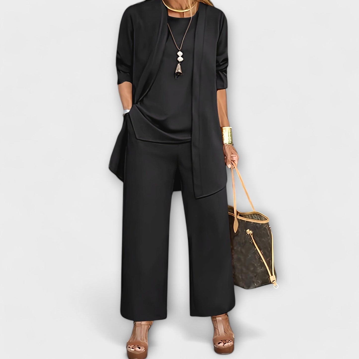 Lilly | Elegantes und komfortables dreiteiliges Damen-Set