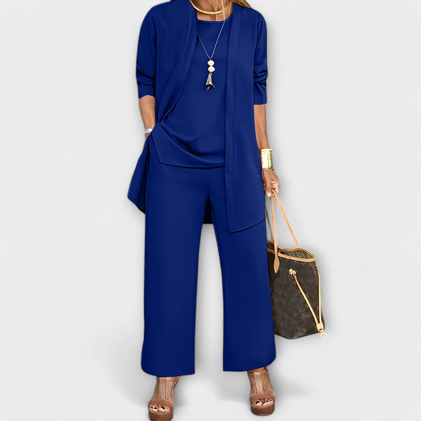 Lilly | Elegantes und komfortables dreiteiliges Damen-Set
