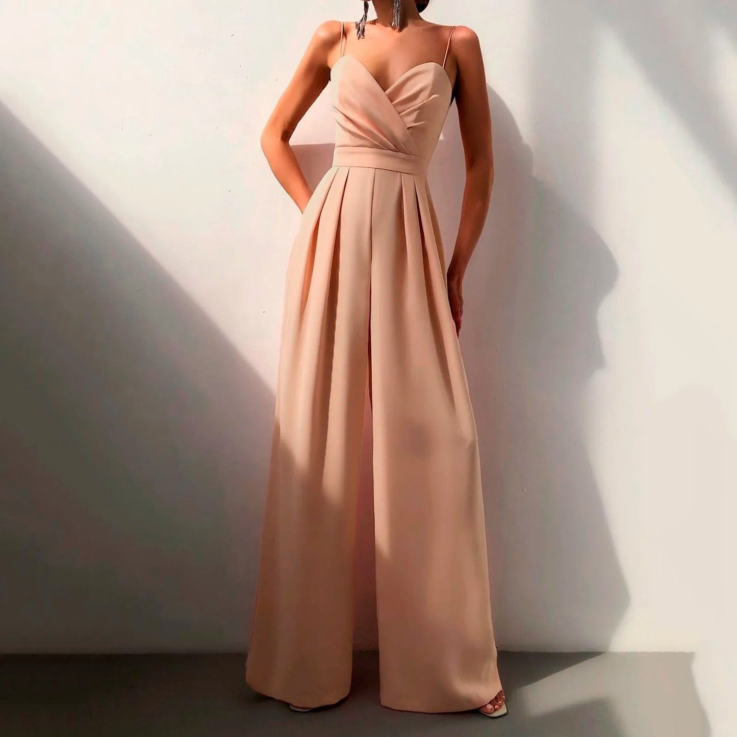 Mia | Elegantes Und Stilvolles Jumpsuit Mit Weitem Bein Für Damen