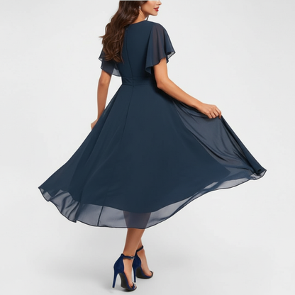 Luisa | Midikleid mit V-Ausschnitt und abgestuftem Stufensaum