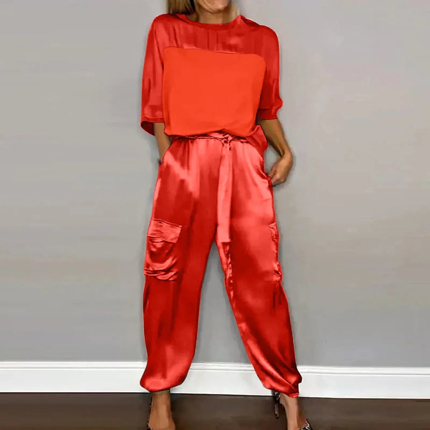 Klaudia | Satin-Zweiteiler mit Loose-Fit-Oberteil und fließender Hose
