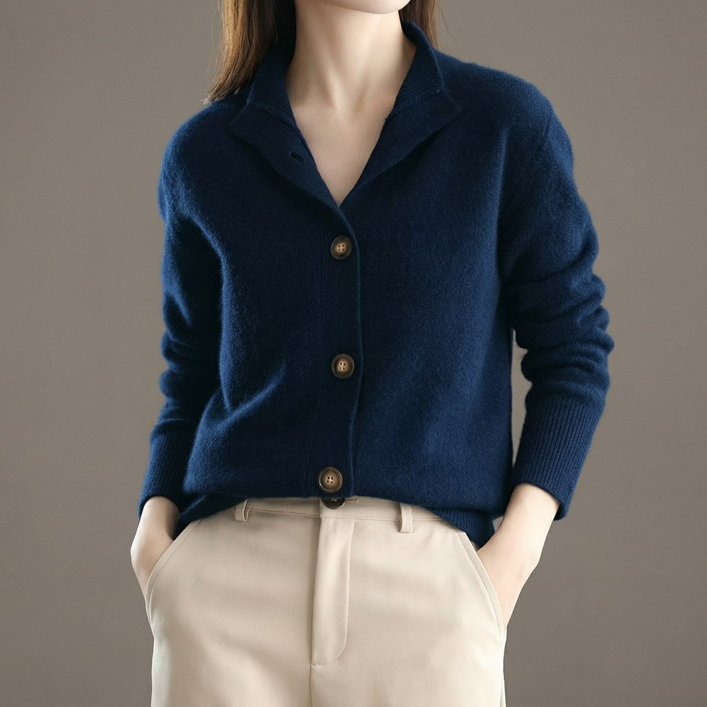 Skye | Klassischer Cardigan mit Knöpfen