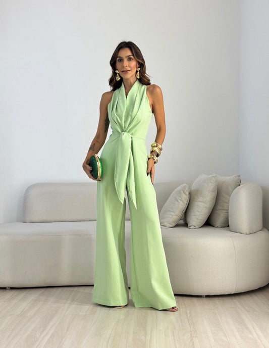 Eleanor | Neckholder-Jumpsuit mit Taillengürtel und weitem Bein