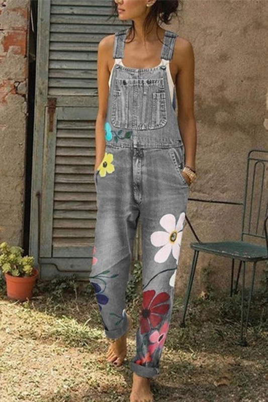 Petra | Kreative Denim-Latzhose mit floralen Vintage-Stickereien