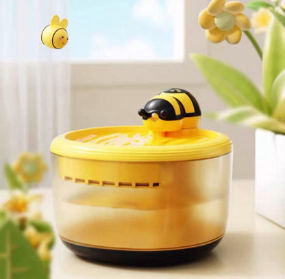 Paw Room™ Automatischer Wasserbrunnen im Bienen-Design